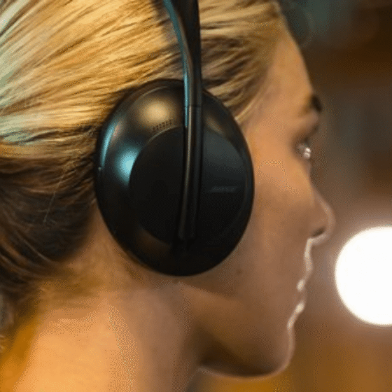 Bose 700s Headphone lifestyle1 png
